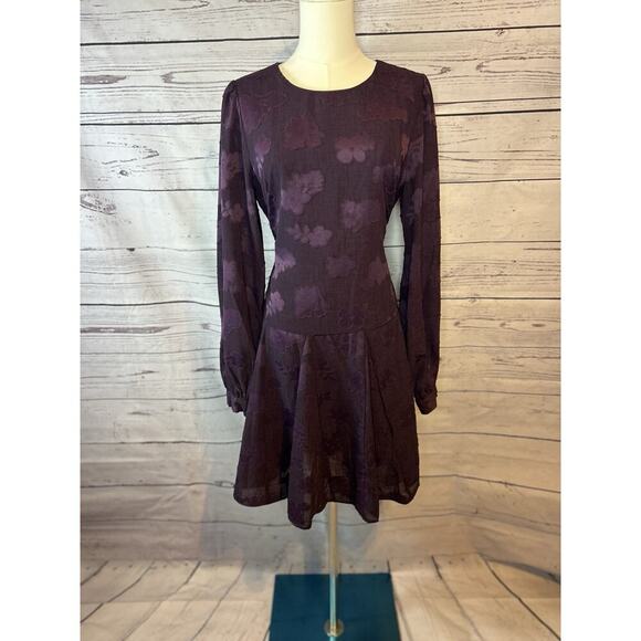 Tommy Hilfiger Dresses & Skirts - Tommy Hilfiger Purple Floral Jacquard Long Sleeve Dress Size 8 Fit & Flare Lined